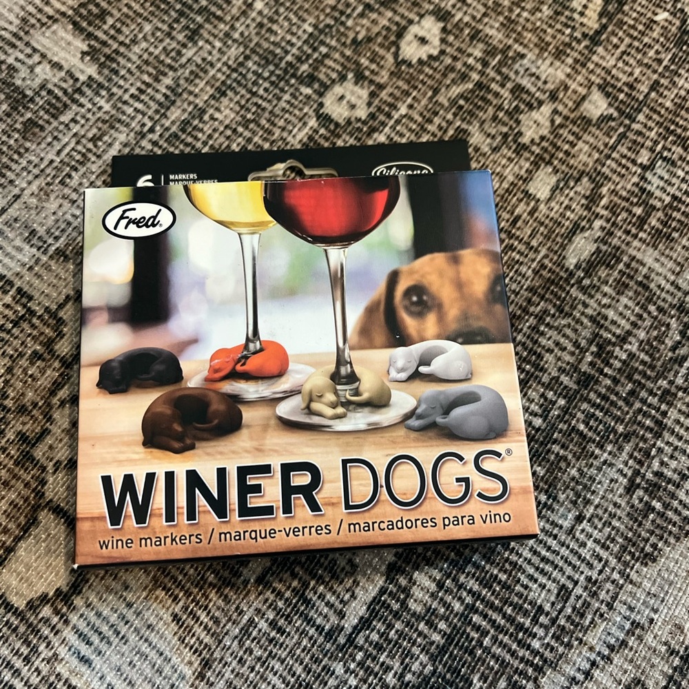Set of 6 Silicone Fred WINER DOGS Weiner Dachshund Dog Drink Wine Glass Markers